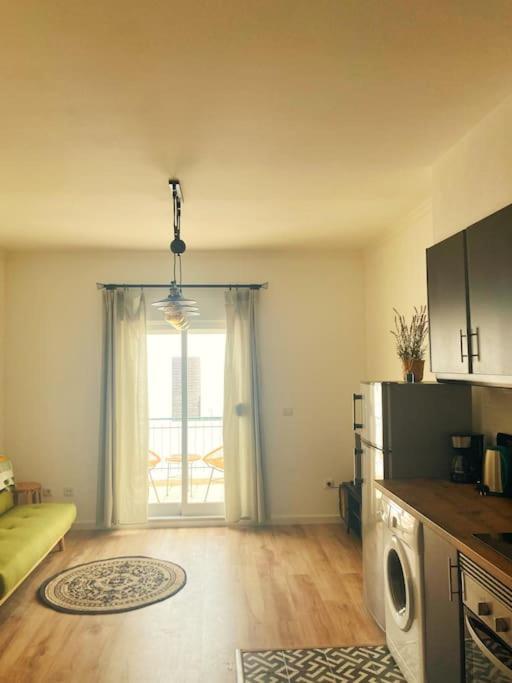 Nice View Apartment In The City Center Fuzeta Exterior photo